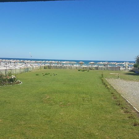 Le Reve Apartment Mamaia Nord Exterior photo