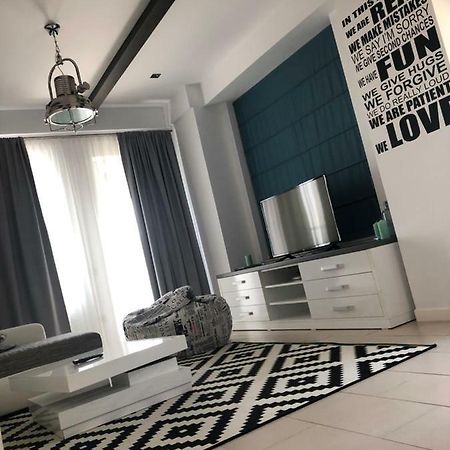 Le Reve Apartment Mamaia Nord Exterior photo