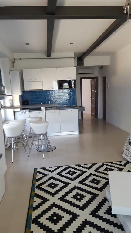 Le Reve Apartment Mamaia Nord Exterior photo