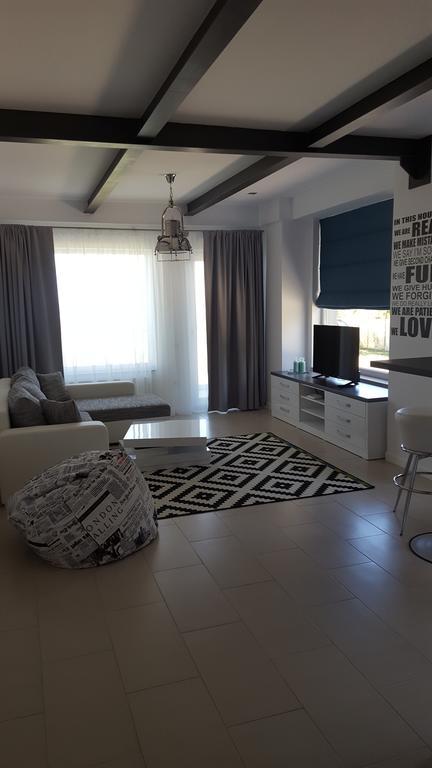 Le Reve Apartment Mamaia Nord Exterior photo