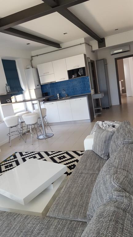 Le Reve Apartment Mamaia Nord Exterior photo