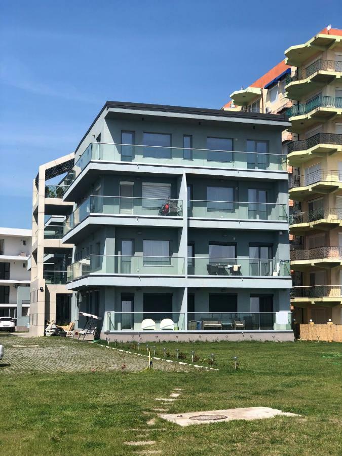 Le Reve Apartment Mamaia Nord Exterior photo