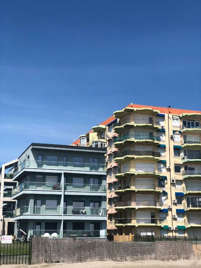 Le Reve Apartment Mamaia Nord Exterior photo
