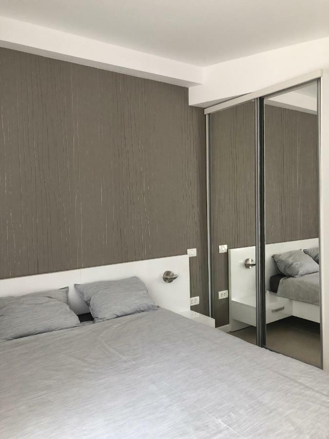 Le Reve Apartment Mamaia Nord Exterior photo
