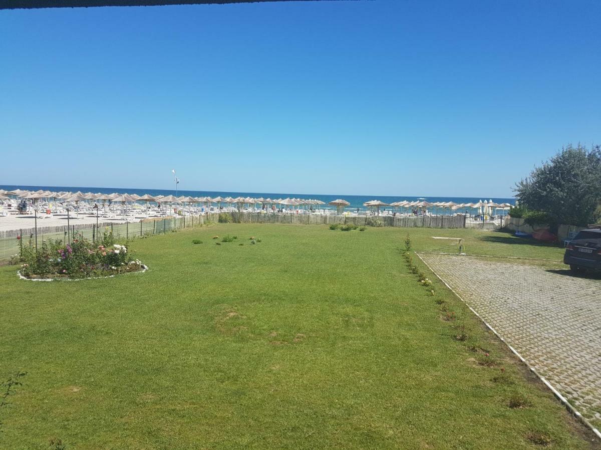 Le Reve Apartment Mamaia Nord Exterior photo